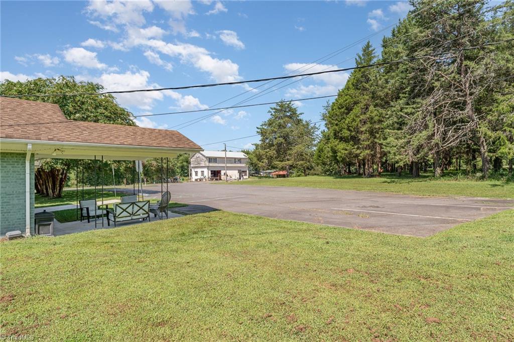 main property photo 33
