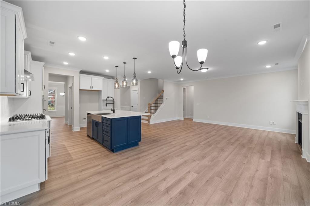 property viewer photo 16