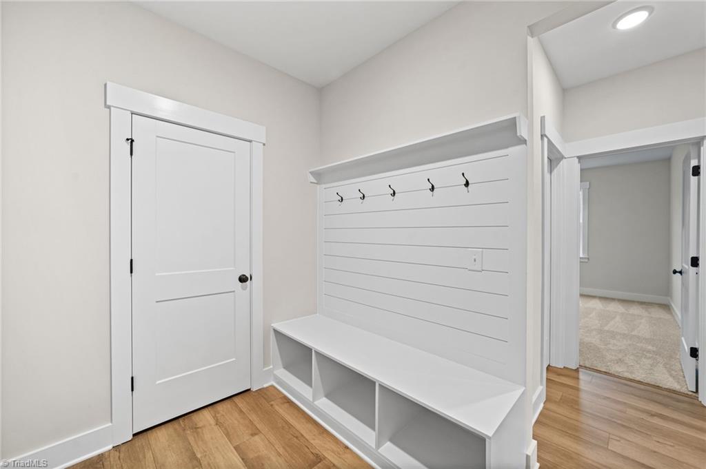 property viewer photo 22