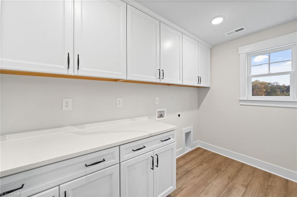 property viewer photo 26