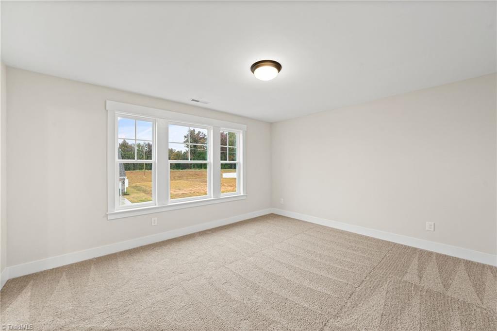 property viewer photo 36