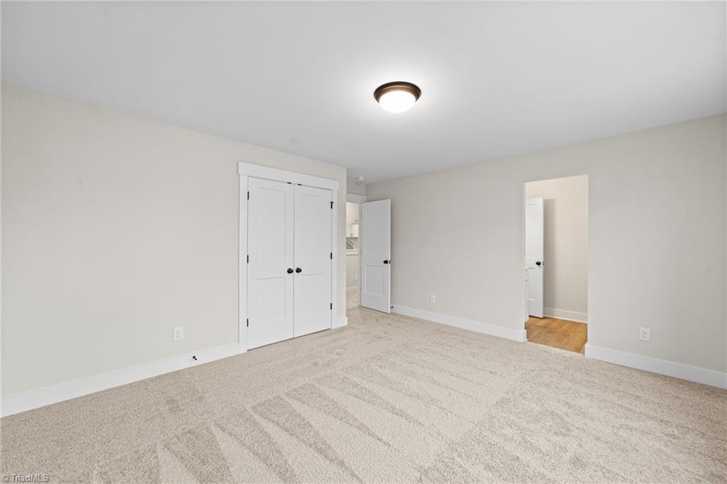 property viewer photo 37