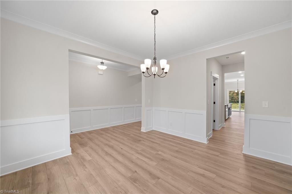 property viewer photo 5