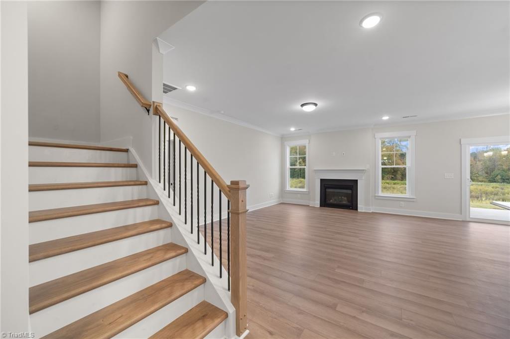 property viewer photo 8