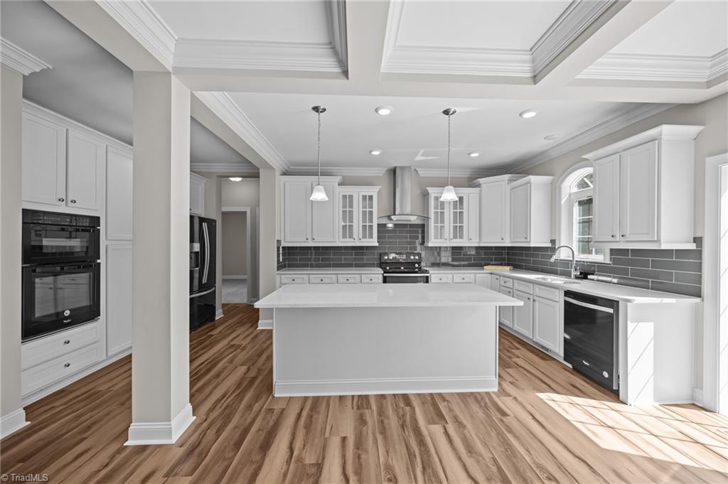 property viewer photo 18