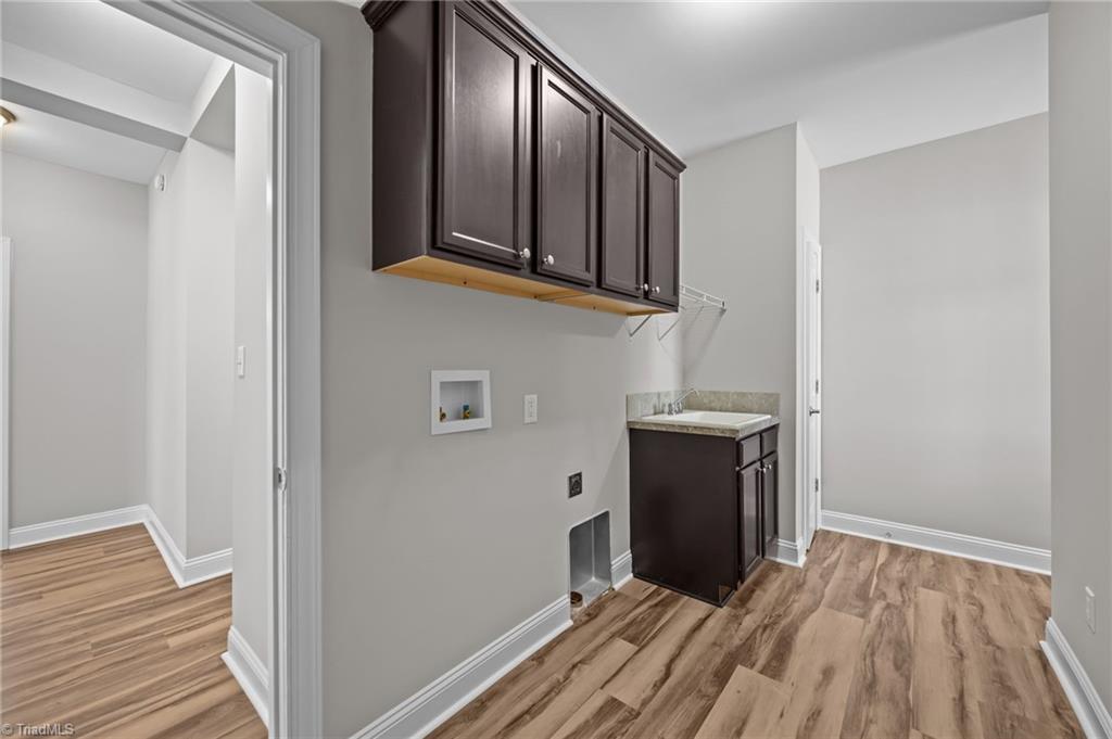 property viewer photo 27