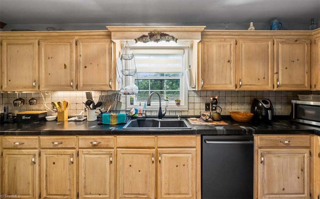 property viewer photo 14