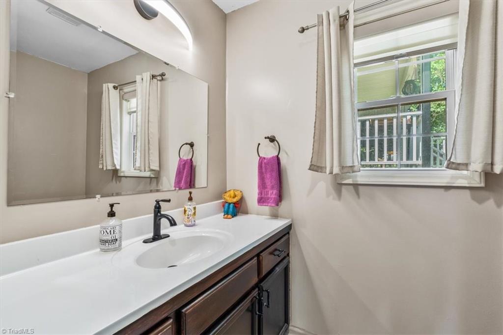 property viewer photo 27