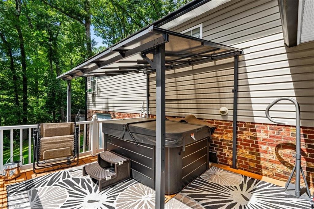 property viewer photo 30