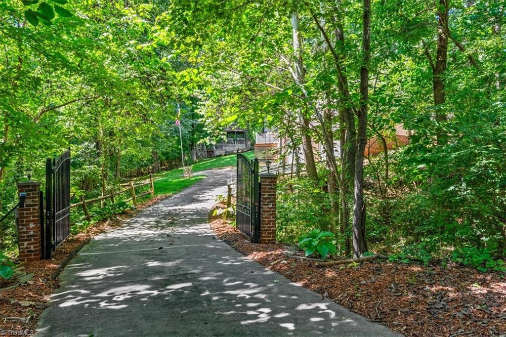 property viewer photo 35