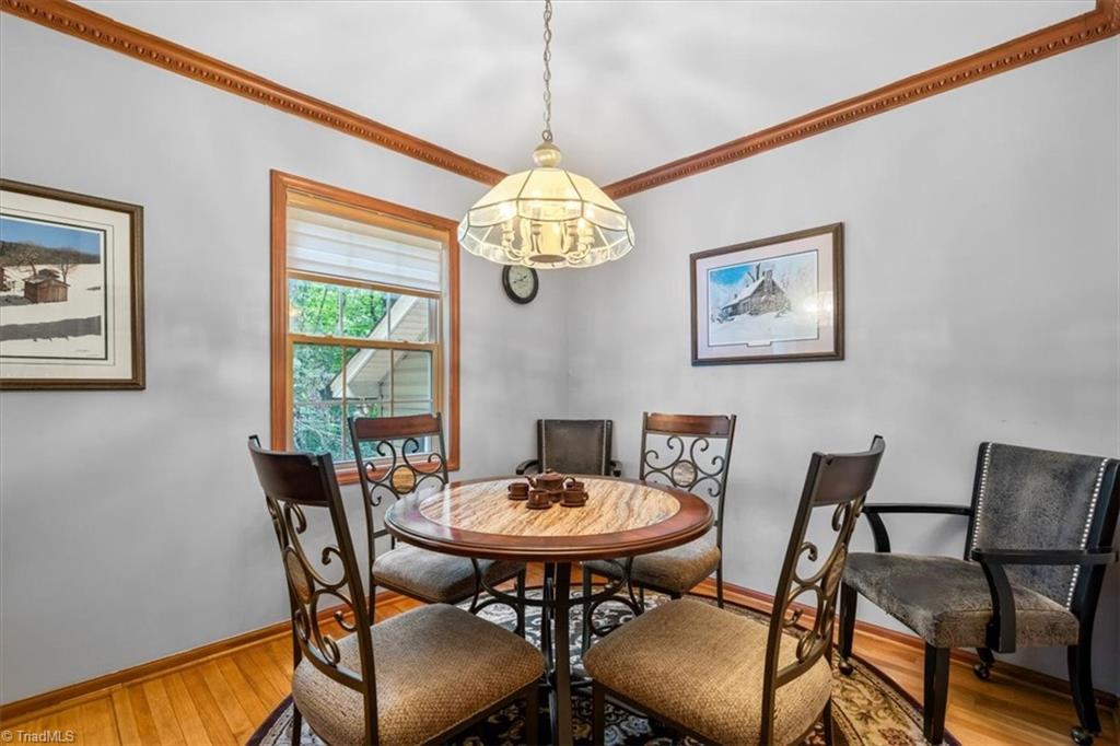 property viewer photo 8