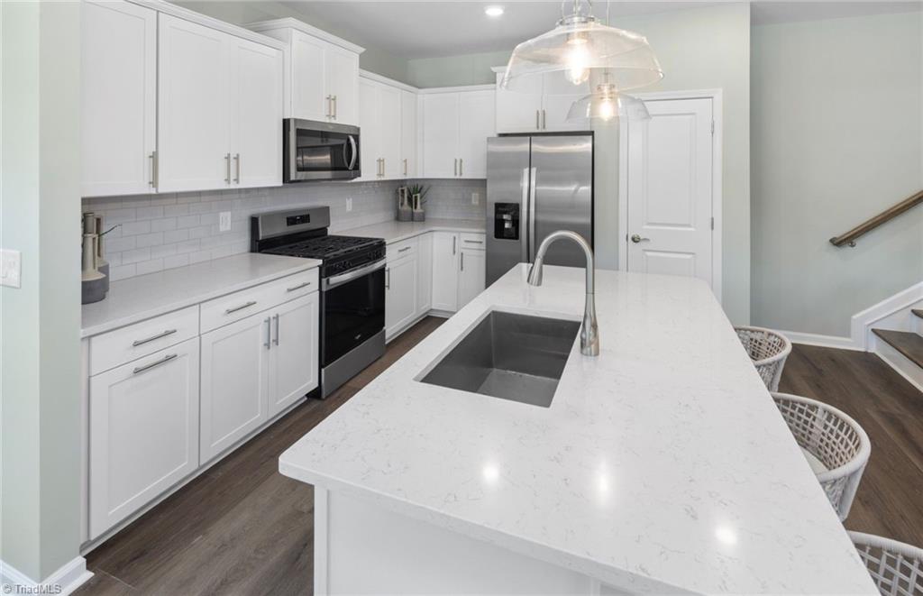 property viewer photo 2