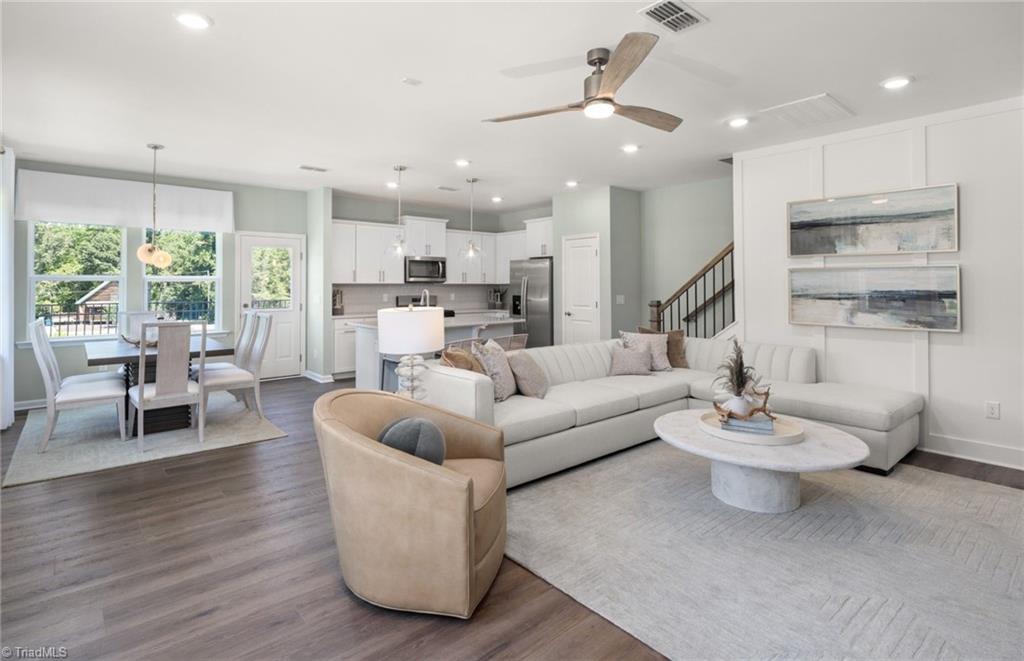 property viewer photo 8