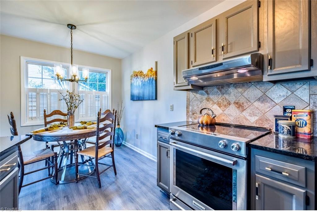 property viewer photo 4