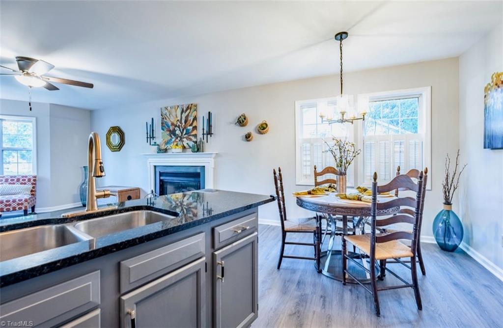 property viewer photo 5