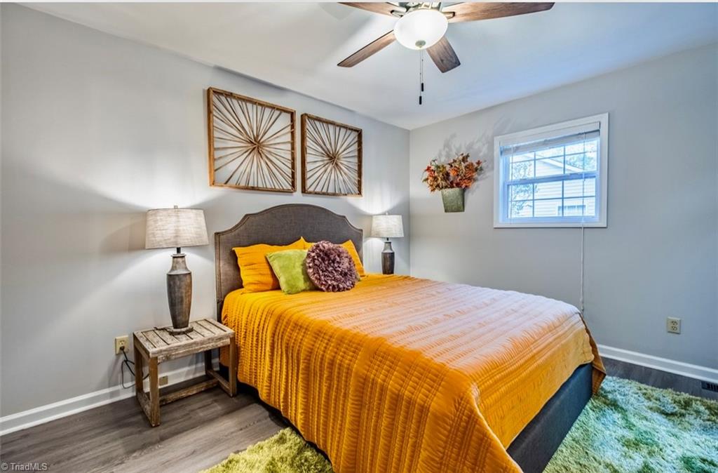property viewer photo 6