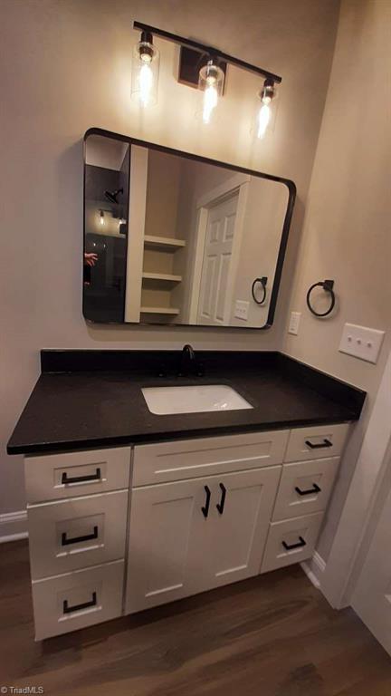 property viewer photo 10