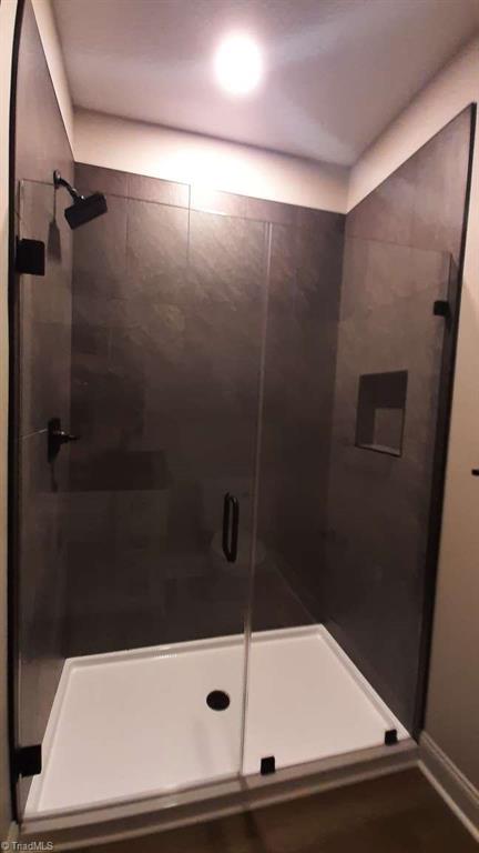 property viewer photo 9