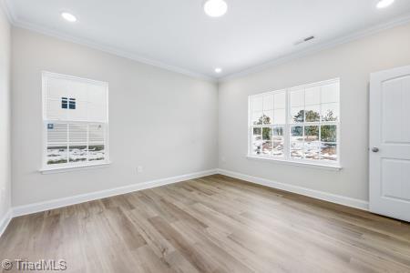 property viewer photo 12