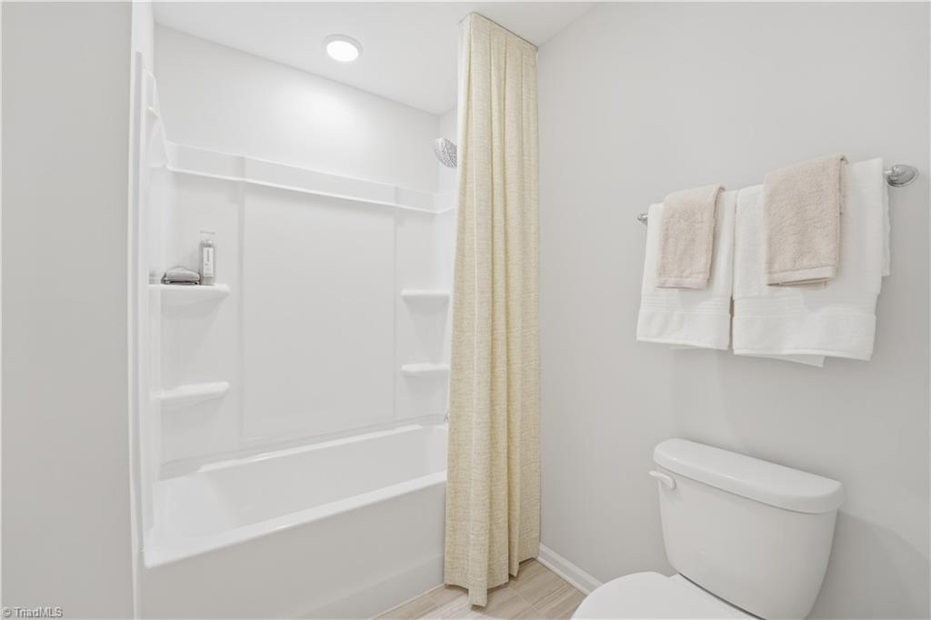 property viewer photo 34