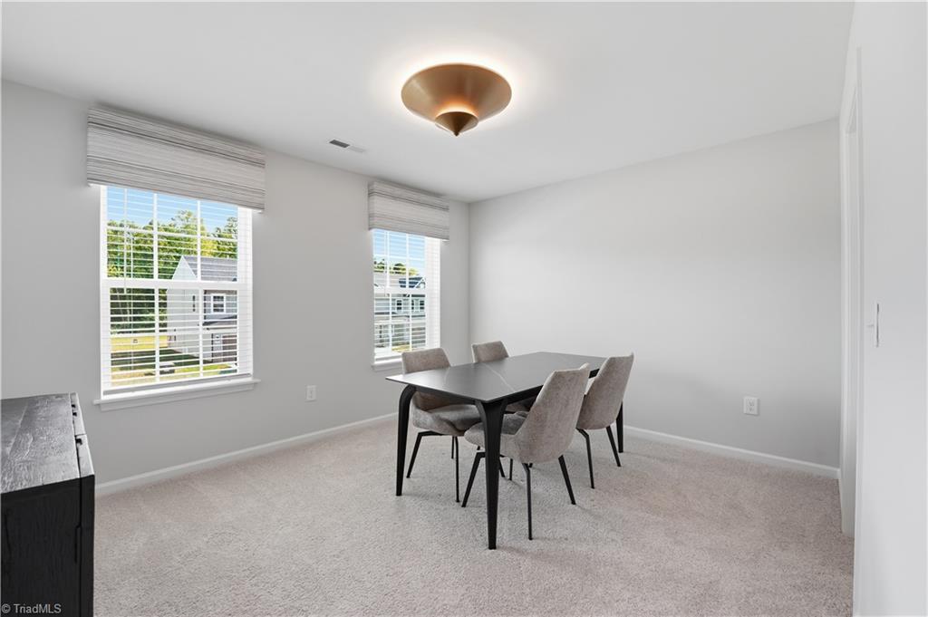 property viewer photo 38
