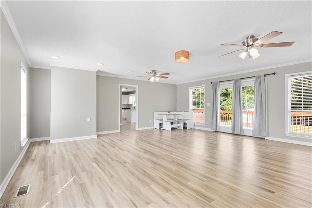 property viewer photo 12