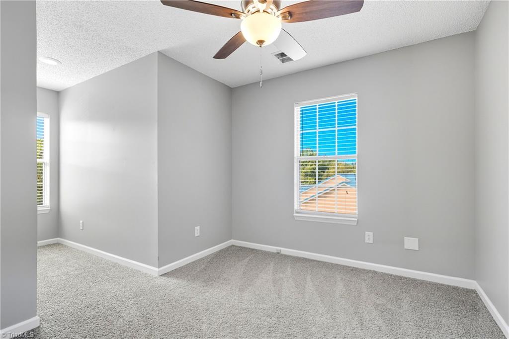 property viewer photo 17