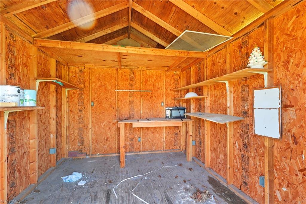 property viewer photo 24