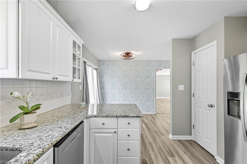 property viewer photo 3