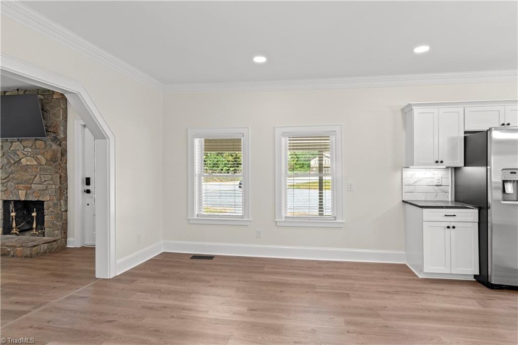 property viewer photo 15