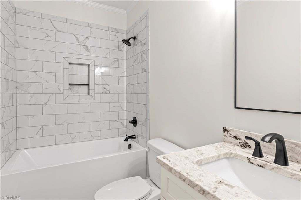 property viewer photo 32