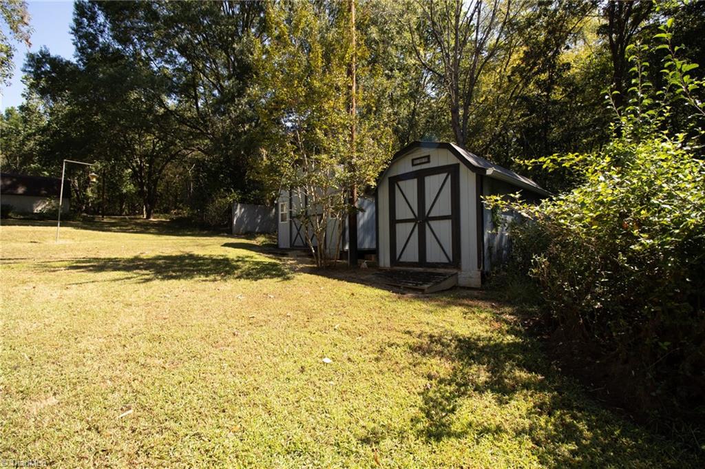 property viewer photo 16