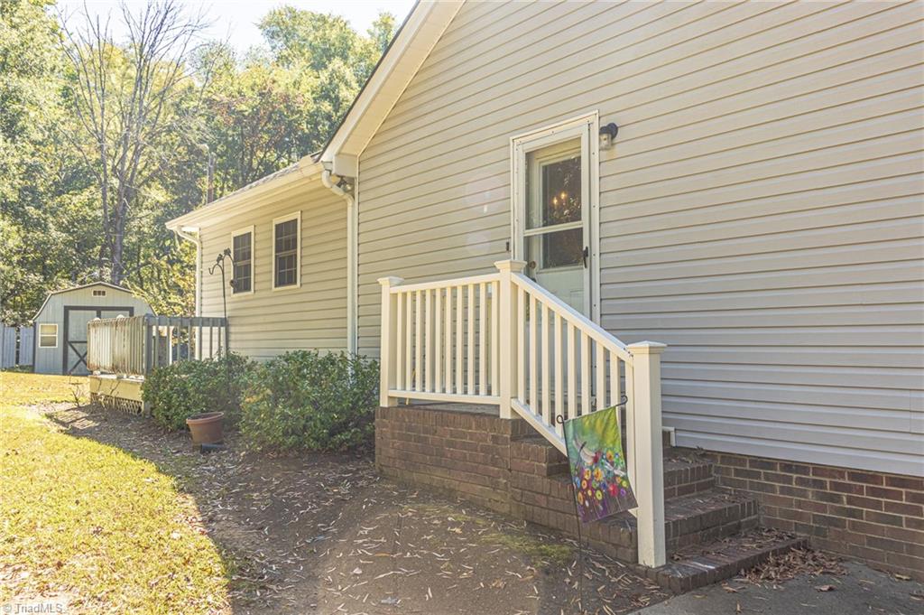 property viewer photo 3