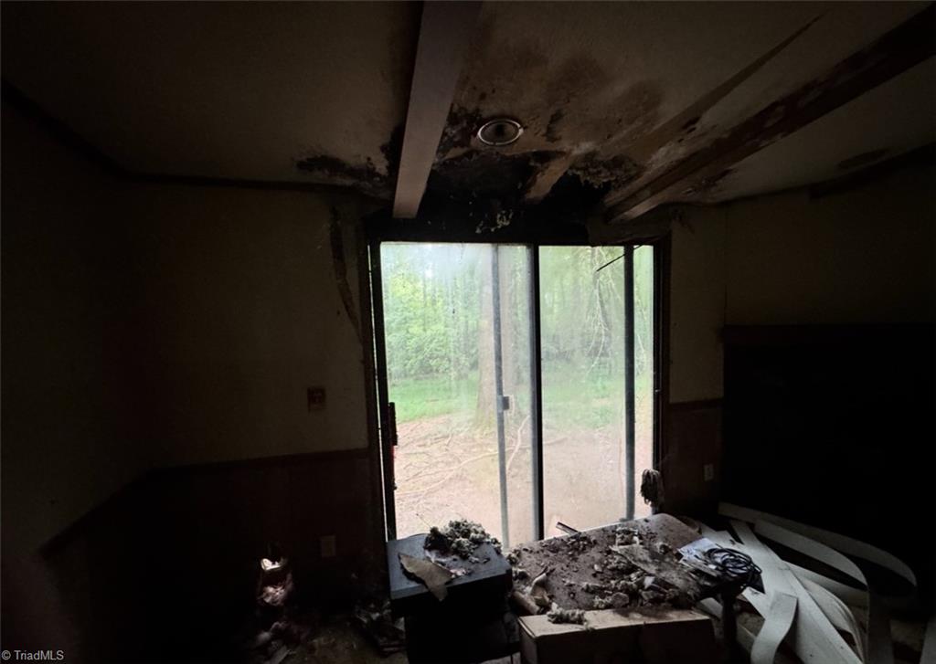 property viewer photo 12