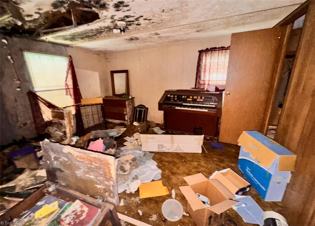 property viewer photo 30