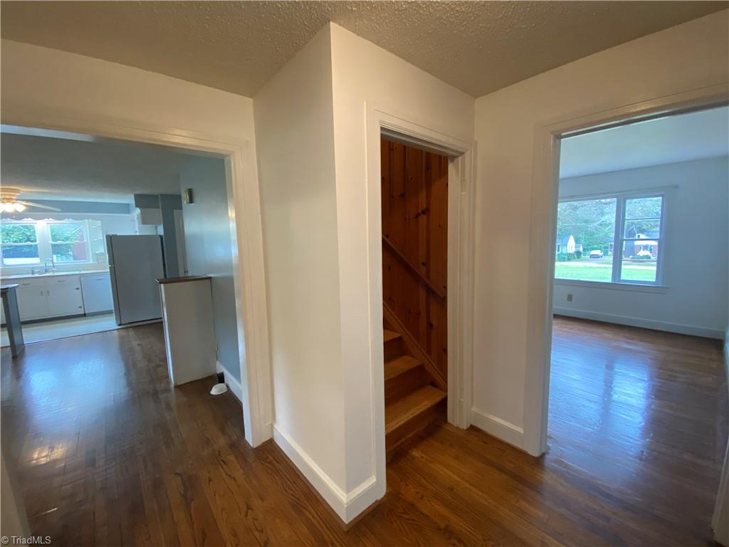 property viewer photo 16