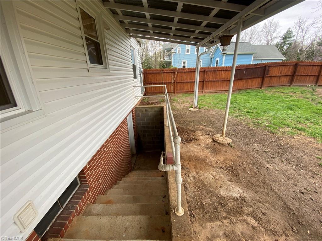 property viewer photo 24