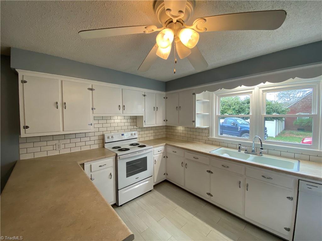 property viewer photo 3