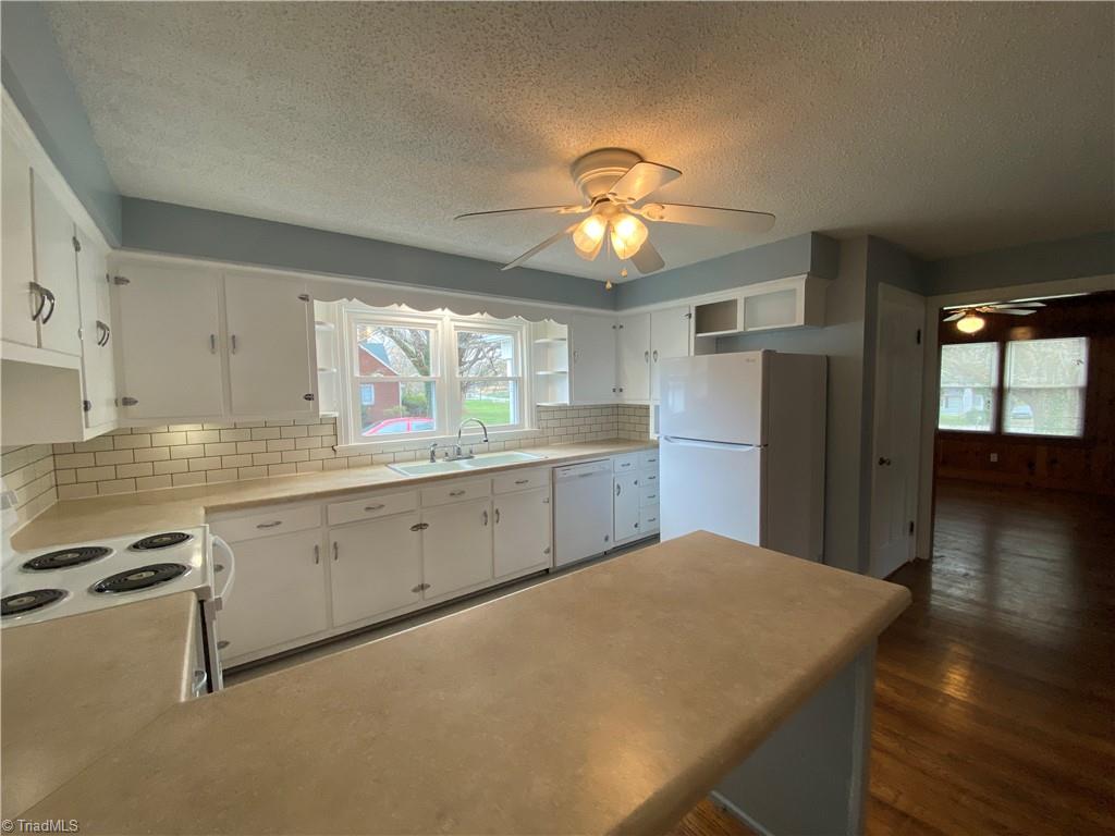 property viewer photo 5