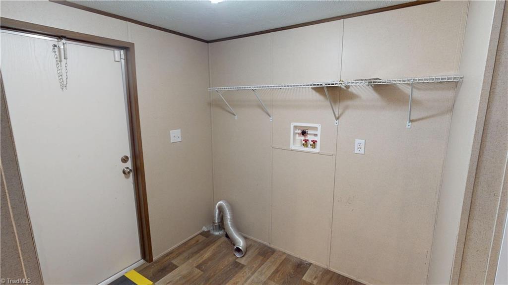 property viewer photo 18