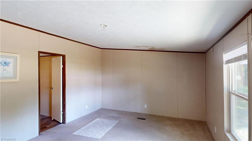property viewer photo 22