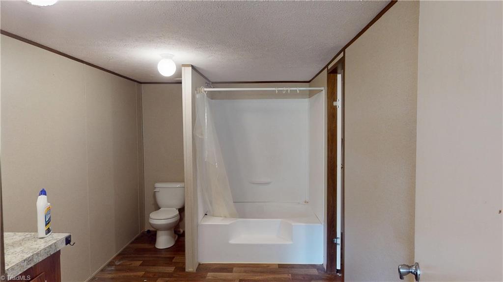 property viewer photo 23