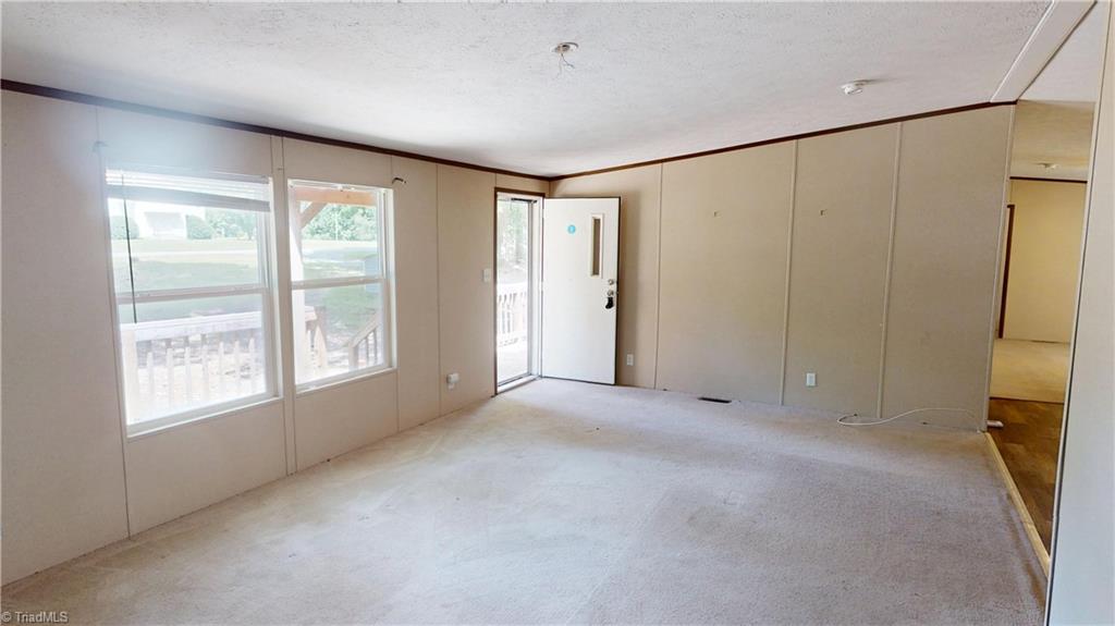 property viewer photo 26