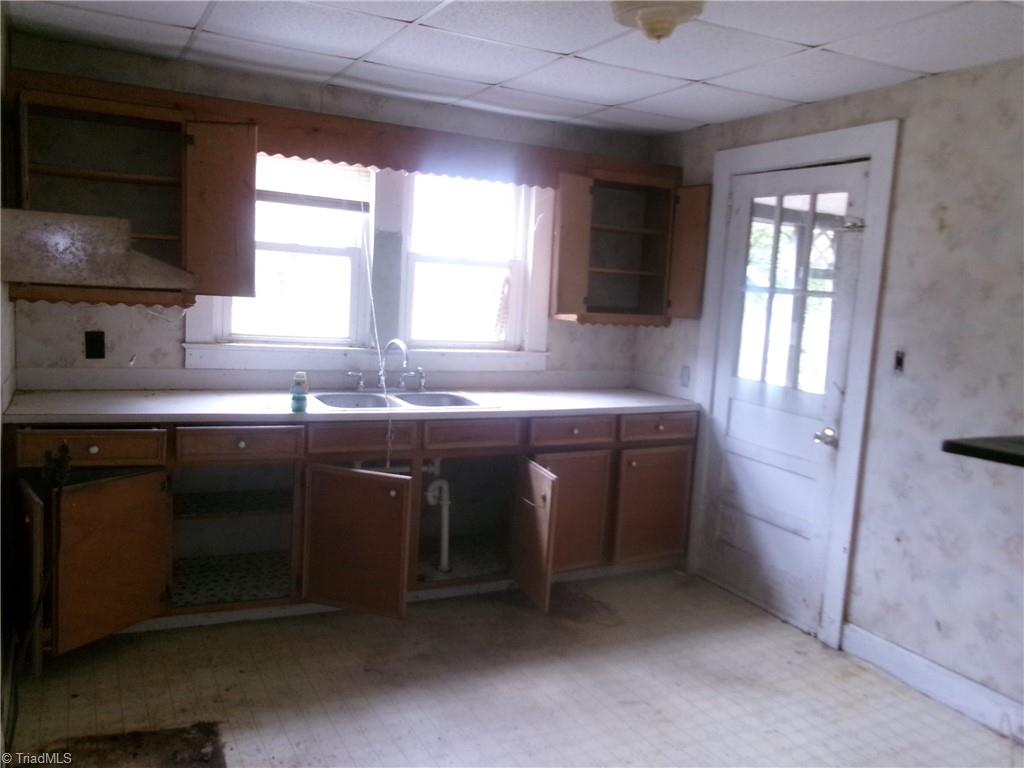 property viewer photo 10