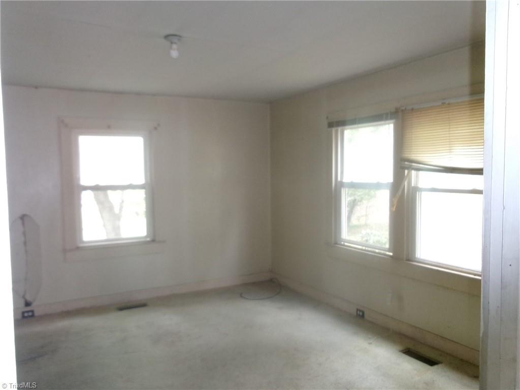 property viewer photo 4
