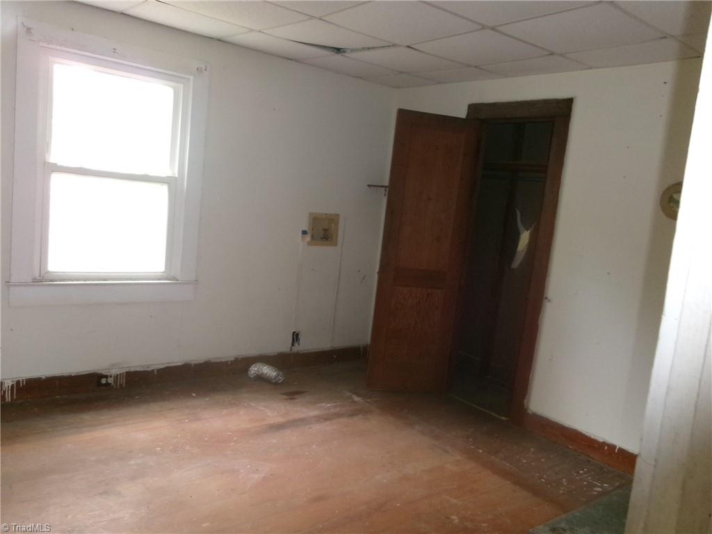 property viewer photo 5