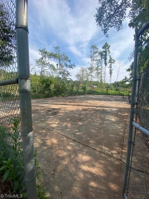 main property photo 20