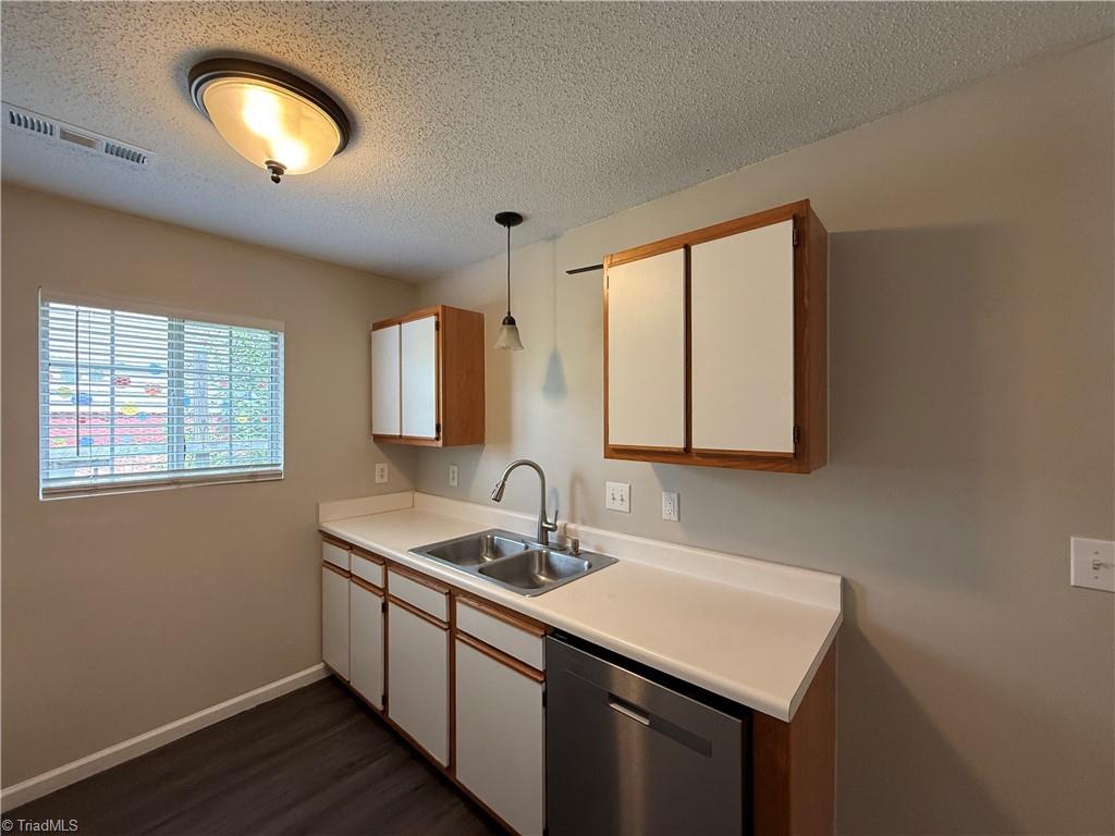 property viewer photo 3