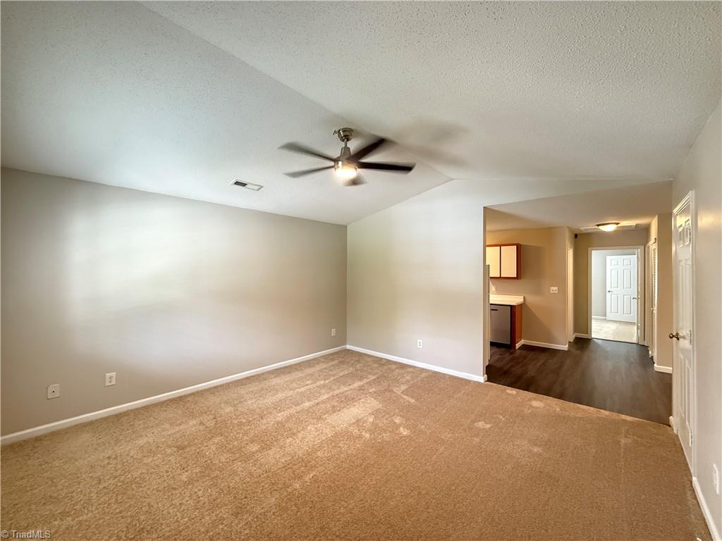 property viewer photo 5