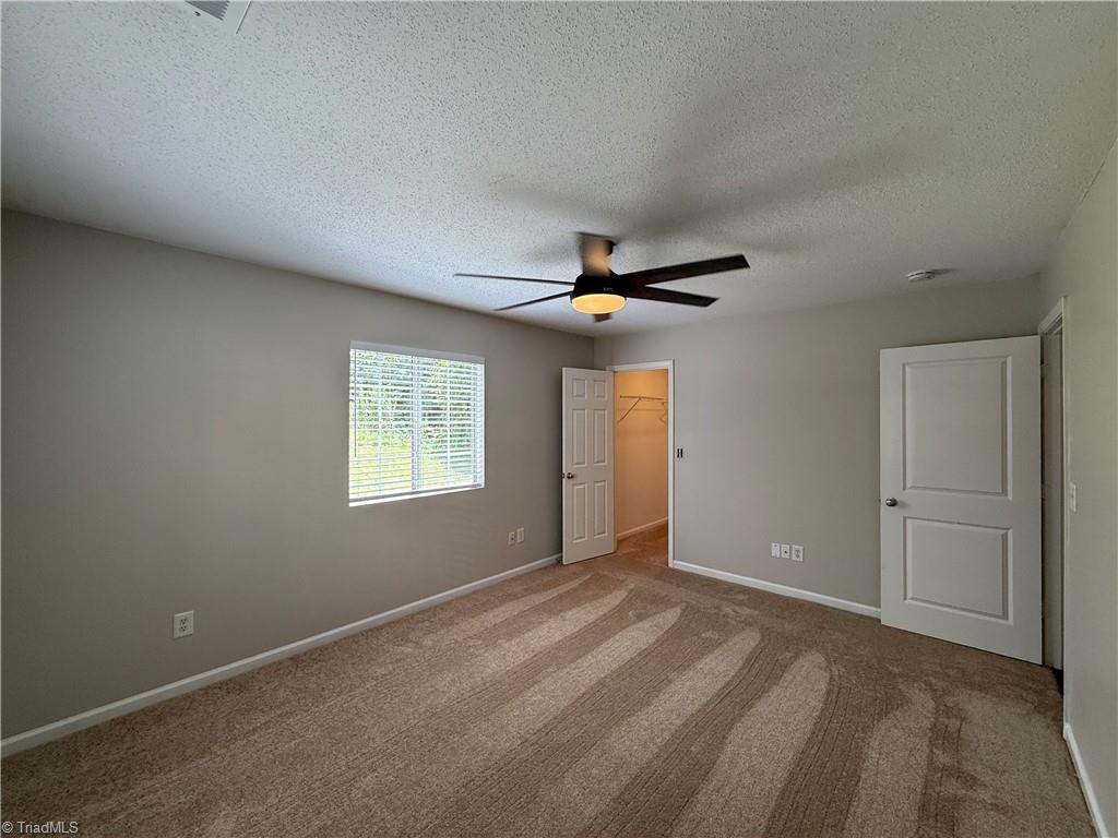 property viewer photo 6
